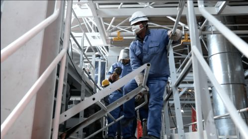 一城兩業(yè)開(kāi)新局，經(jīng)緯編織幸福燕山